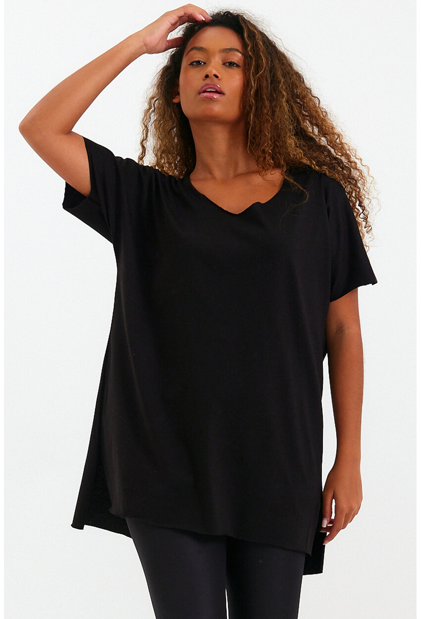 Kadın Bisiklet Yaka Yırtmaçlı Oversize Basic Tişört