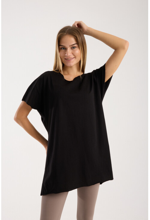 Kadın Bisiklet Yaka Yırtmaçlı Oversize Basic Tişört