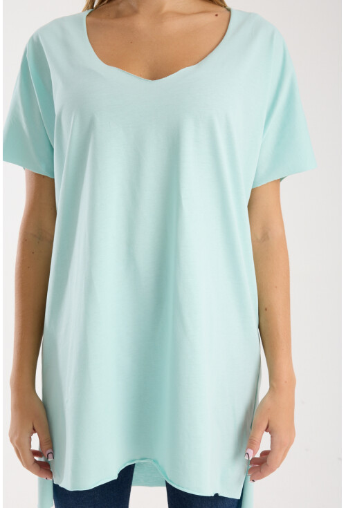 Kadın V Yaka Yırtmaçlı Oversize Basic Tişört