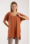 Kadın V Yaka Yırtmaçlı Oversize Basic Tişört