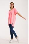 Kadın V Yaka Yırtmaçlı Oversize Basic Tişört