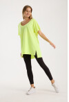 Kadın V Yaka Yırtmaçlı Oversize Basic Tişört