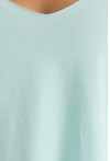 Kadın V Yaka Yırtmaçlı Oversize Basic Tişört