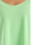 Kadın V Yaka Yırtmaçlı Oversize Basic Tişört